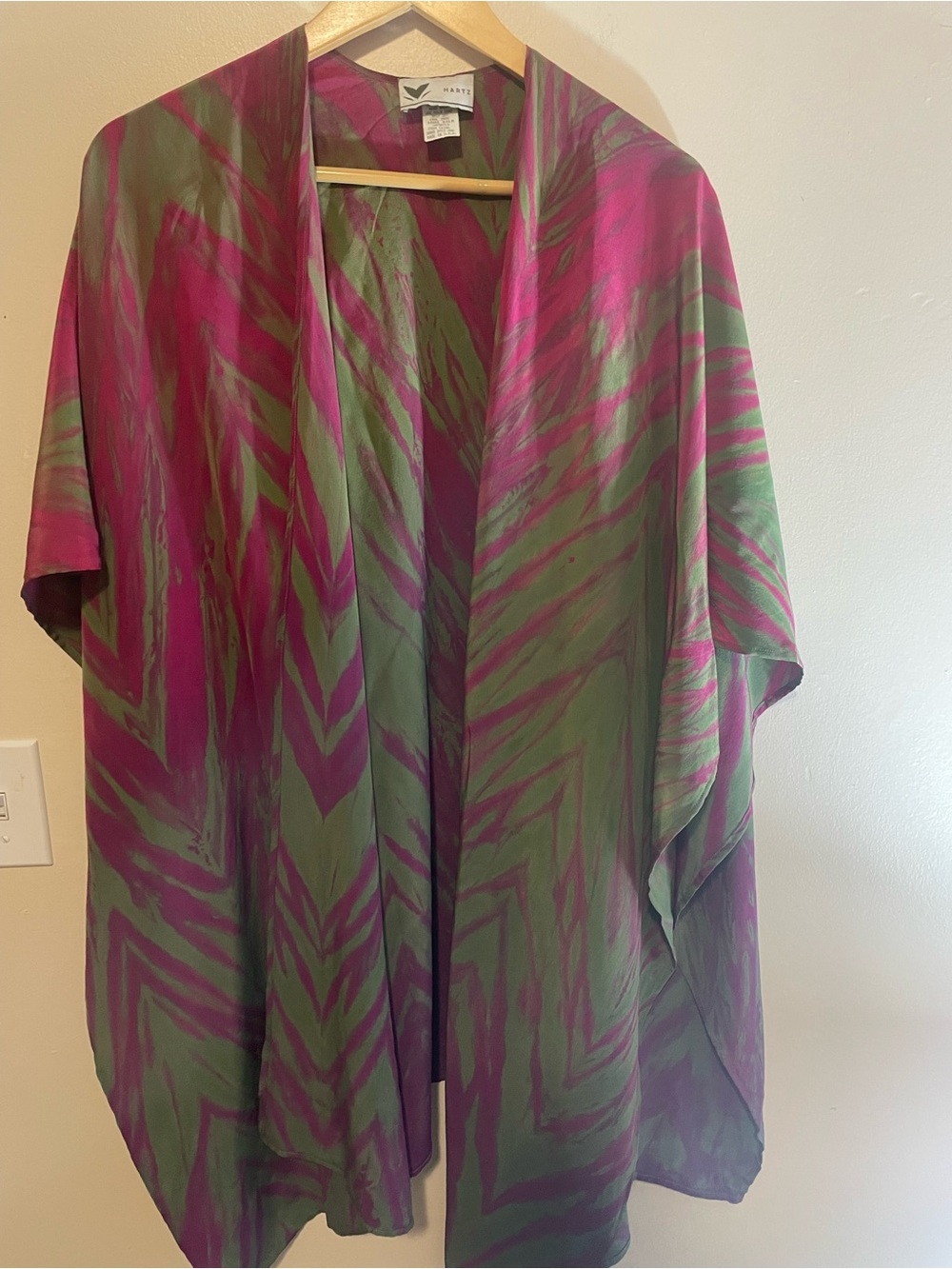 Vintage 100%Silk Open-Front Kimono Cape in Fuchsia & Olive by Harte